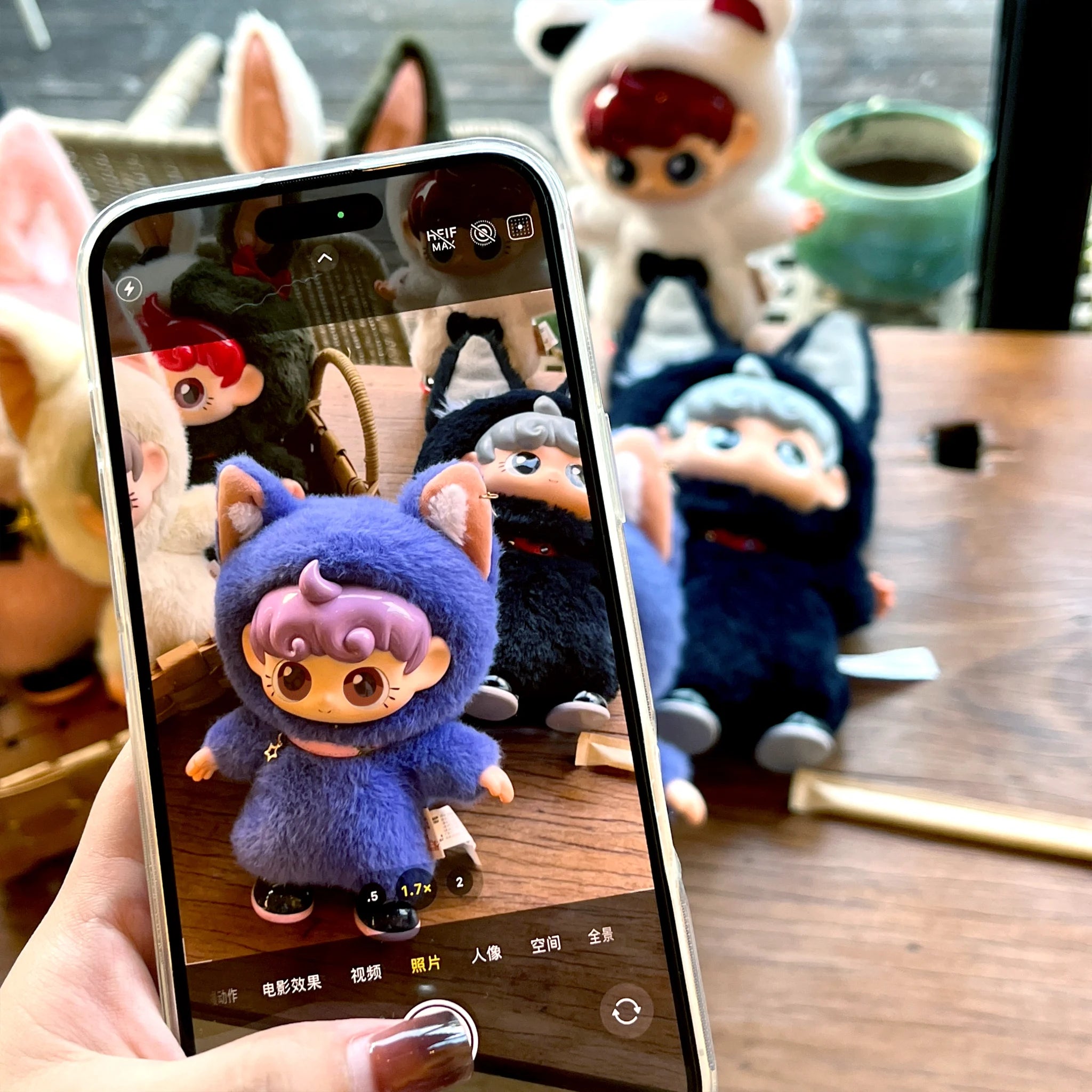 SpringHouse "UNAbaby Cozy Curls Full-Body: Wave 2 - Starry Night Glow" series art toy figures in a lifestyle display scene: 1